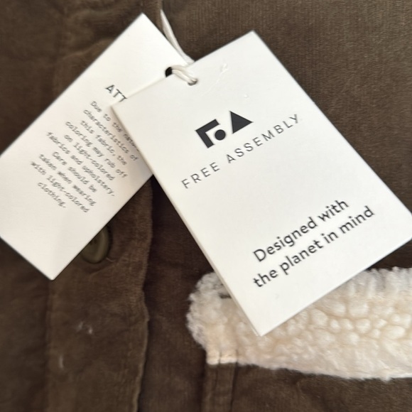 Women’s corduroy jacket, Free Assembly, Size S, Color Hunter Green,NWT - Picture 3 of 12